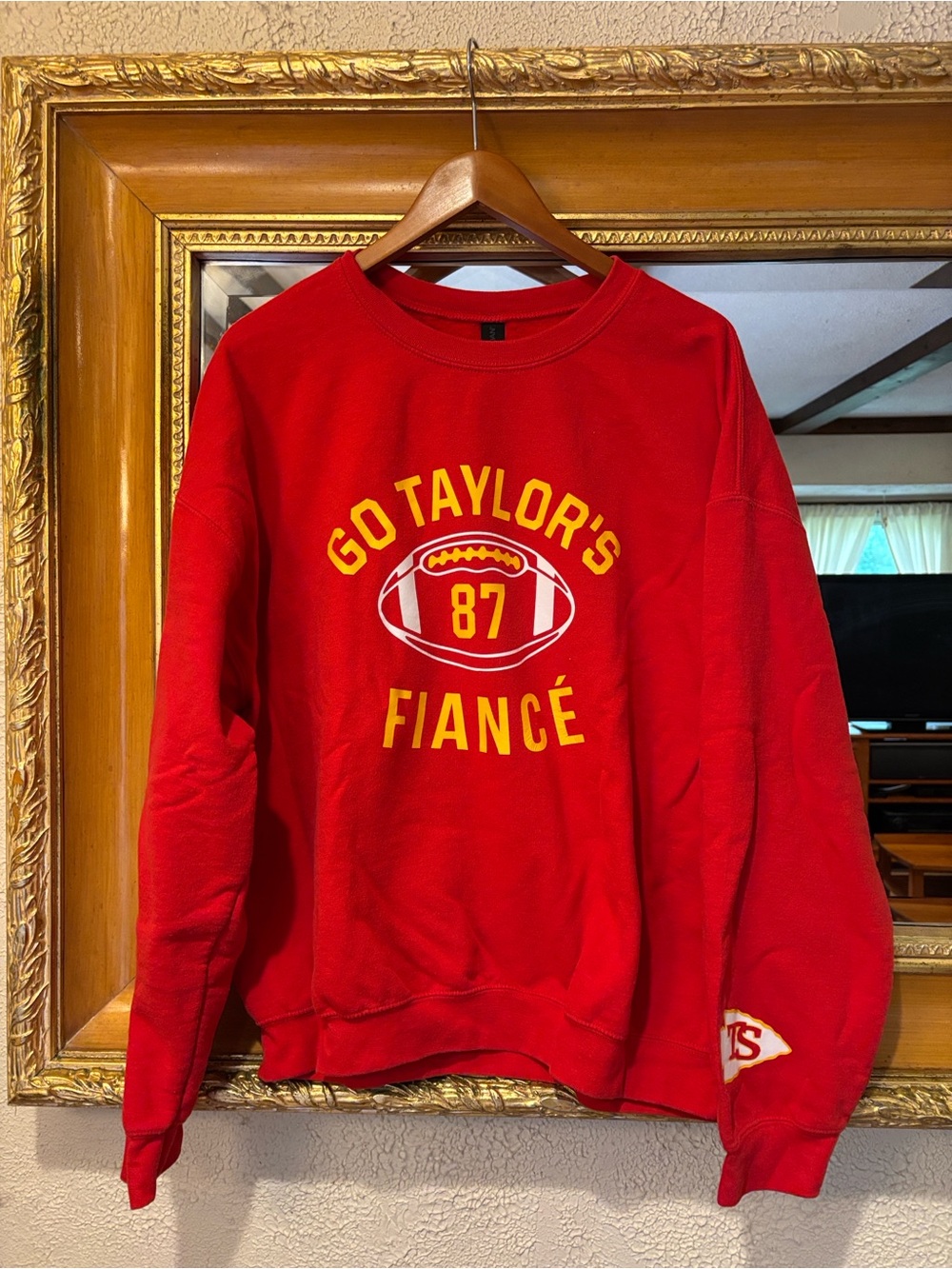Gildan “Go Taylor’s Fiancé” Red Sweatshirt - Size XL